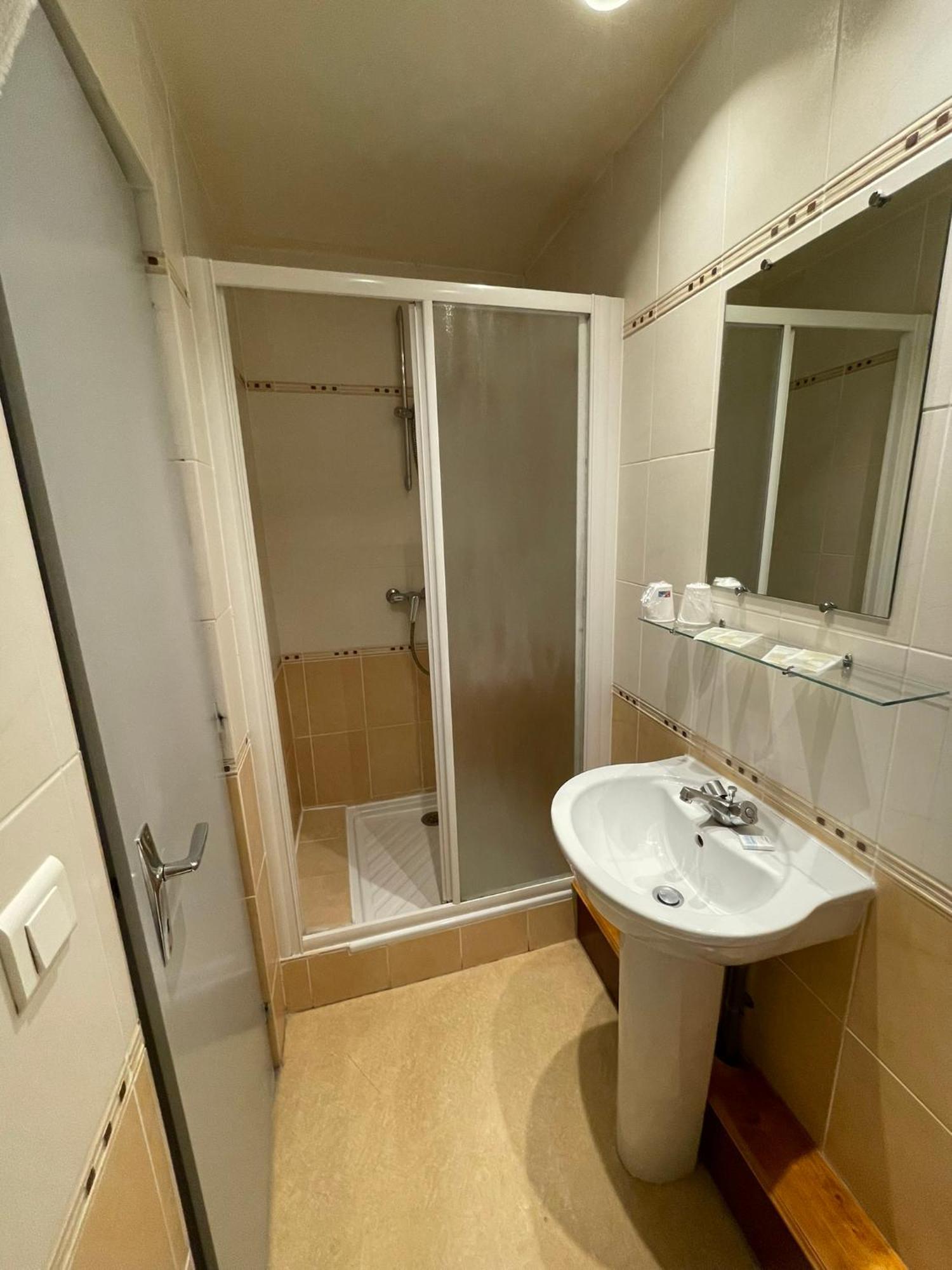 Hotel Vidal Céret Exteriör bild