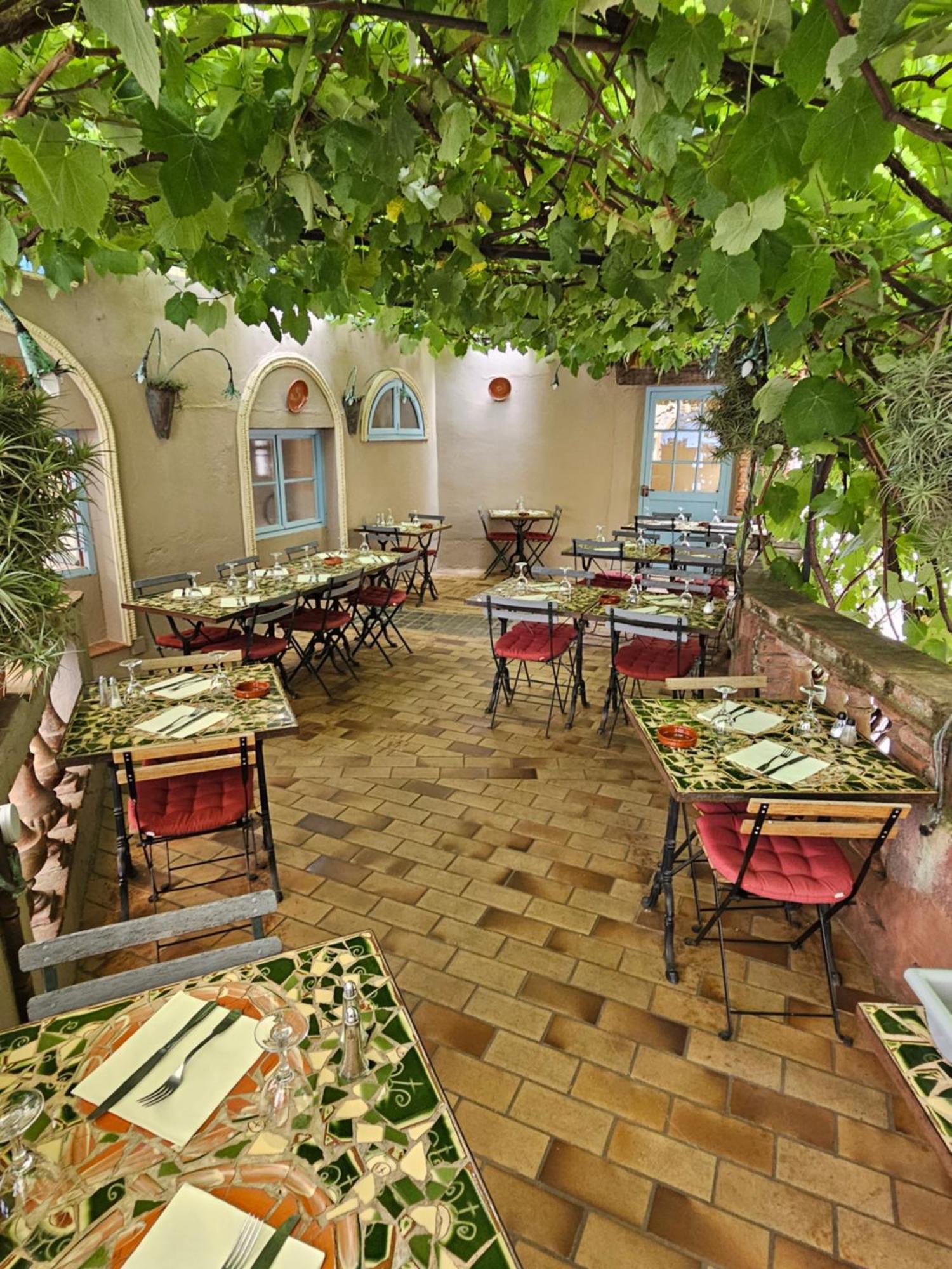 Hotel Vidal Céret Exteriör bild